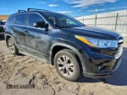 ✅ 2014 Toyota Highlander LE Plus • VIN: 5TDZKRFH6ES016520 • Lot: 94329435. Wystawiony na Copart z przebiegiem 103 252 mil. Bezpłatny archiwum sprzedaży aukcyjnych z USA i szczegółowy raport historii pojazdu na DreamBid. Zdjęcie 4.