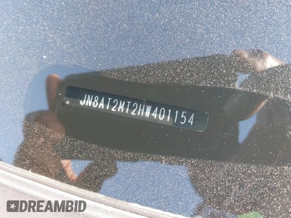 ✅ 2017 Nissan Rogue SV • VIN: JN8AT2MT2HW401154 • Lot: 43847640. Wystawiony na IAAI z przebiegiem 233 533 mil. Bezpłatny archiwum sprzedaży aukcyjnych z USA i szczegółowy raport historii pojazdu na DreamBid. Zdjęcie 9.