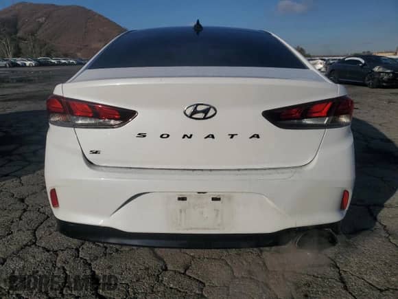2019 Hyundai Sonata SE с VIN 5NPE24AF7KH765707, выставлен на аукционе Copart как лот 86510245 с пробегом 89 185 миль миль и Списание • Salvage title. История ставок и продаж доступна на DreamBid. Изображение 6.