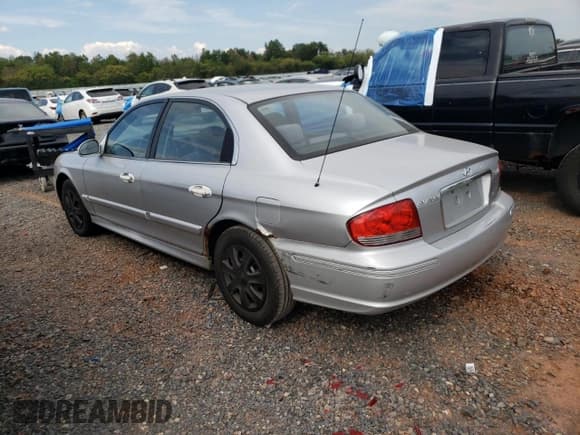 ✅ 2004 Hyundai Sonata • VIN: KMHWF25S34A034184 • Lot: 80743155. Wystawiony na Copart z przebiegiem 175 402 mil. Bezpłatny archiwum sprzedaży aukcyjnych z USA i szczegółowy raport historii pojazdu na DreamBid. Zdjęcie 2.