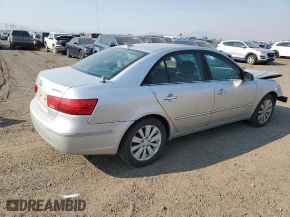 ✅ 2009 Hyundai Sonata Limited • VIN: 5NPEU46C69H486008 • Лот: 73541594. Опубликован ранее на Copart с пробегом 132 733 миль. Бесплатный доступ к архиву аукционных продаж из США и подробный отчёт об истории автомобиля на DreamBid. Изображение 3.
