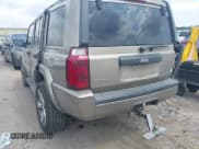✅ 2006 Jeep Commander • VIN: 1J8HG48K86C191324 • Lot: 42121472. Wystawiony na IAAI z przebiegiem 220 098 mil. Bezpłatny archiwum sprzedaży aukcyjnych z USA i szczegółowy raport historii pojazdu na DreamBid. Zdjęcie 3.