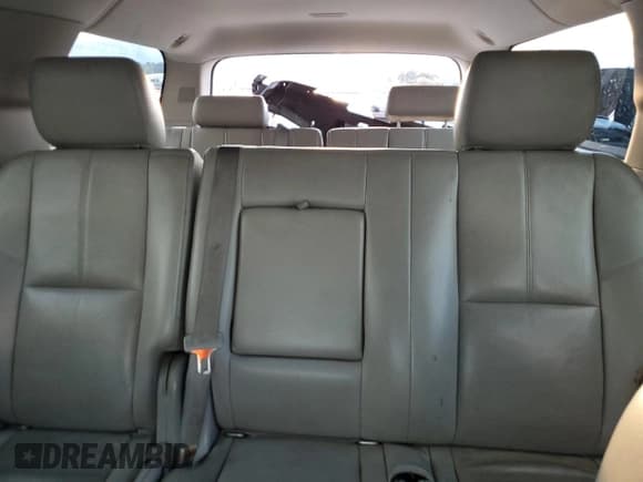 ✅ 2012 Chevrolet Suburban LT • VIN: 1GNSCJE08CR117041 • Lot: 92737405. Listed on Copart with 117,166 mi. Free auction sales archive from the USA and detailed vehicle history report at DreamBid. Image 10.