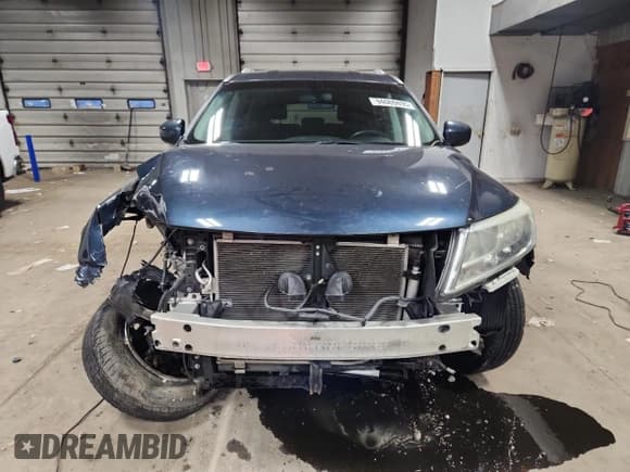 ✅ 2013 Nissan Pathfinder SV • VIN: 5N1AR2MM2DC668725 • Lot: 94069495. Listed on Copart with 132,336 mi. Free auction sales archive from the USA and detailed vehicle history report at DreamBid. Image 5.