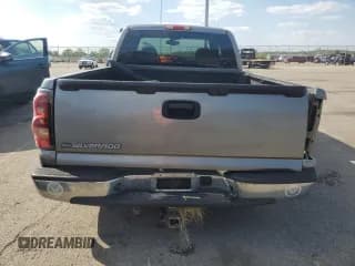 ✅ 2007 Chevrolet Silverado 1500 LT1 • VIN: 1GCEC19Z67Z125174 • Lot: 84561185. Wystawiony na Copart z przebiegiem 165 767 mil. Bezpłatny archiwum sprzedaży aukcyjnych z USA i szczegółowy raport historii pojazdu na DreamBid. Zdjęcie 6.