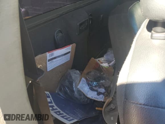 ✅ 2004 Dodge 1500 ST • VIN: 1D7HA16K84J135585 • Лот: 75794494. Опубликован ранее на Copart с пробегом Не указан. Бесплатный доступ к архиву аукционных продаж из США и подробный отчёт об истории автомобиля на DreamBid. Изображение 10.