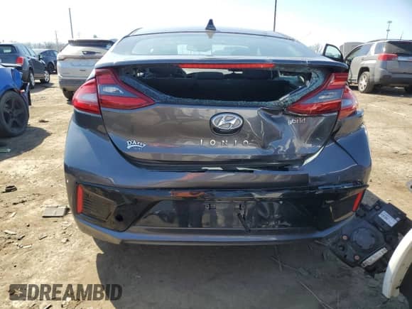 2019 Hyundai Ioniq SEL с VIN KMHC75LC8KU111060, выставлен на аукционе Copart как лот 47705195 с пробегом 132 863 миль миль и Списание • Salvage title. История ставок и продаж доступна на DreamBid. Изображение 6.