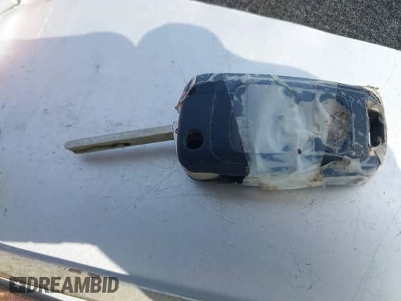 2013 Chevrolet Malibu LS z VIN 1G11A5SA2DF256785, wystawiony jako IAAI lot #42630945 z przebiegiem Nie podano mil oraz . Historia ofert i sprzedaży dostępna na DreamBid. Obrazek 11.