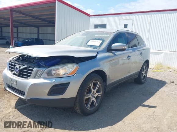 ✅ 2012 Volvo XC60 3.0L • VIN: YV4902DZ6C2253793 • Lot: 43045764. Listed on IAAI with 153,530 mi. Free auction sales archive from the USA and detailed vehicle history report at DreamBid. Image 2.