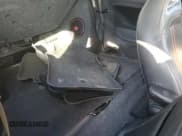 ✅ 2015 FIAT 500 Abarth • VIN: 3C3CFFFH6FT603675 • Lot: 71428835. Wystawiony na Copart z przebiegiem 70 588 mil. Bezpłatny archiwum sprzedaży aukcyjnych z USA i szczegółowy raport historii pojazdu na DreamBid. Zdjęcie 10.