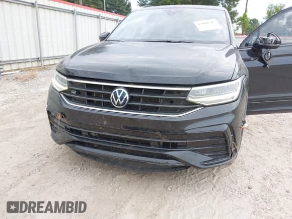 ✅ 2022 Volkswagen Tiguan SE R-Line Black • VIN: 3VVCB7AX5NM107935 • Лот: 43080767. Опубликован ранее на IAAI с пробегом 42 136 миль. Бесплатный доступ к архиву аукционных продаж из США и подробный отчёт об истории автомобиля на DreamBid. Изображение 6.