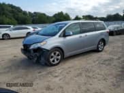 ✅ 2015 Toyota Sienna LE AAS • VIN: 5TDKK3DC4FS549795 • Lot: 71991125. Listed on Copart with 133,771 mi. Free auction sales archive from the USA and detailed vehicle history report at DreamBid. Image 1.