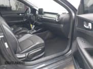 ✅ 2020 Kia Forte GT-Line • VIN: 3KPF34AD6LE213279 • Lot: 42173509. Wystawiony na IAAI z przebiegiem 182 214 mil. Bezpłatny archiwum sprzedaży aukcyjnych z USA i szczegółowy raport historii pojazdu na DreamBid. Zdjęcie 5.