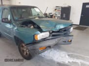 ✅ 1994 Mazda B-Series • VIN: 4F4CR12A6RTN06160 • Lot: 42873489. Wystawiony na IAAI z przebiegiem 83 652 mil. Bezpłatny archiwum sprzedaży aukcyjnych z USA i szczegółowy raport historii pojazdu na DreamBid. Zdjęcie 6.
