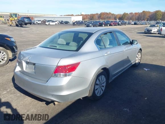 ✅ 2010 Honda Accord LX • VIN: 1HGCP2F34AA097741 • Lot: 43642547. Listed on IAAI with 197,549 mi. Free auction sales archive from the USA and detailed vehicle history report at DreamBid. Image 4.