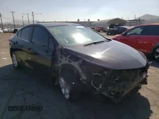 ✅ 2019 Chevrolet Cruze LT • VIN: 1G1BE5SM1K7145591 • Lot: 64606262. Wystawiony na Copart z przebiegiem 76 167 mil mil. Skorzystaj z bezpłatnego archiwum sprzedaży aukcyjnych z USA i zobacz szczegółowy raport historii pojazdu na DreamBid. Zdjęcie 1.