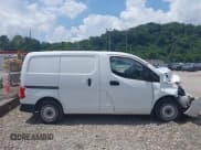 ✅ 2021 Nissan NV200 SV • VIN: 3N6CM0KN8MK693065 • Lot: 42642019. Wystawiony na IAAI z przebiegiem 41 948 mil. Bezpłatny archiwum sprzedaży aukcyjnych z USA i szczegółowy raport historii pojazdu na DreamBid. Zdjęcie 14.