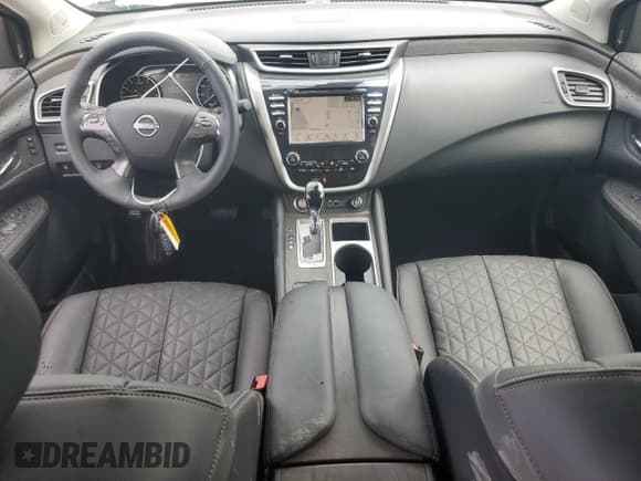 ✅ 2024 Nissan Murano Platinum • VIN: 5N1AZ2DS6RC124248 • Lot: 57577895. Listed on Copart with 4,779 mi. Free auction sales archive from the USA and detailed vehicle history report at DreamBid. Image 8.