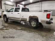 ✅ 2015 Chevrolet Silverado 2500HD Work Truck • VIN: 1GC1KUE88FF576543 • Лот: 76017154. Опубликован ранее на Copart с пробегом 282 523 миль. Бесплатный доступ к архиву аукционных продаж из США и подробный отчёт об истории автомобиля на DreamBid. Изображение 2.