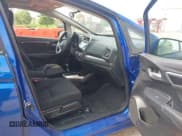 ✅ 2017 Honda Fit EX • VIN: 3HGGK5G74HM702759 • Лот: 42910429. Опубликован ранее на IAAI с пробегом 148 572 миль. Бесплатный доступ к архиву аукционных продаж из США и подробный отчёт об истории автомобиля на DreamBid. Изображение 5.