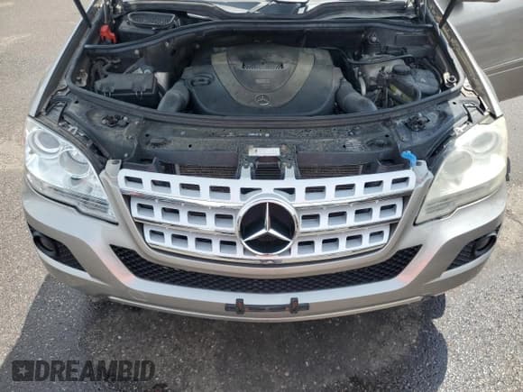 ✅ 2009 Mercedes-Benz M 350 • VIN: 4JGBB56E69A524890 • Lot: 59853535. Listed on Copart with 178,544 mi. Free auction sales archive from the USA and detailed vehicle history report at DreamBid. Image 12.