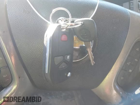 ✅ 2008 Chevrolet Avalanche LTZ • VIN: 3GNEC12078G256943 • Lot: 43587064. Wystawiony na IAAI z przebiegiem 177 264 mil. Bezpłatny archiwum sprzedaży aukcyjnych z USA i szczegółowy raport historii pojazdu na DreamBid. Zdjęcie 11.