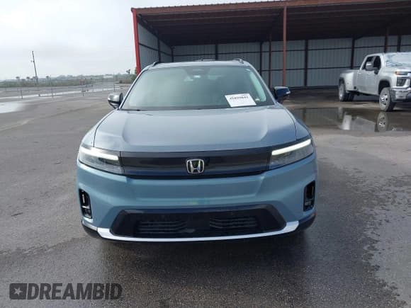 ✅ 2024 Honda Prologue Touring • VIN: 3GPKHWRM0RS531813 • Lot: 41899841. Listed on IAAI with 636 mi. Free auction sales archive from the USA and detailed vehicle history report at DreamBid. Image 6.