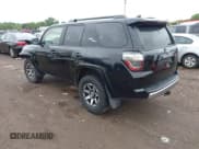 ✅ 2019 Toyota 4Runner SR5 • VIN: JTEBU5JR5K5622909 • Лот: 42349597. Опубликован ранее на IAAI с пробегом 193 916 миль. Бесплатный доступ к архиву аукционных продаж из США и подробный отчёт об истории автомобиля на DreamBid. Изображение 3.