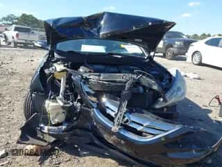 2011 Hyundai Sonata Limited with VIN 5NPEC4AC9BH021612, listed as a IAAI auction lot 43443541 with 243,919 mi miles and . Bid and sale history available at DreamBid. Image 6.