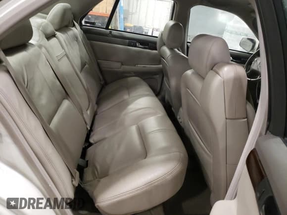 ✅ 2002 Cadillac Seville Luxury SLS • VIN: 1G6KS54Y42U249237 • Лот: 42627725. Опубликован ранее на Copart с пробегом 131 897 миль. Бесплатный доступ к архиву аукционных продаж из США и подробный отчёт об истории автомобиля на DreamBid. Изображение 10.