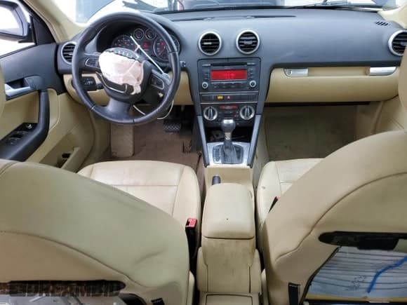 ✅ 2011 Audi A3 Premium Plus • VIN: WAUMFAFM7BA046662 • Лот: 84402794. Опубликован ранее на Copart с пробегом 115 576 миль. Бесплатный доступ к архиву аукционных продаж из США и подробный отчёт об истории автомобиля на DreamBid. Изображение 8.