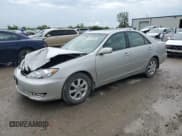 ✅ 2005 Toyota Camry STD • VIN: 4T1BE32K75U095369 • Lot: 80515925. Listed on Copart with 353,485 mi. Free auction sales archive from the USA and detailed vehicle history report at DreamBid. Image 1.