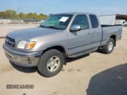 ✅ 2000 Toyota Tundra SR5 • VIN: 5TBBT4415YS083517 • Lot: 43231467. Listed on IAAI with 238,728 mi. Free auction sales archive from the USA and detailed vehicle history report at DreamBid. Image 2.