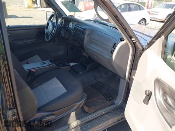 ✅ 2006 Ford Ranger XLT • VIN: 1FTZR45E06PA22069 • Lot: 41760425. Listed on IAAI with 140,807 mi. Free auction sales archive from the USA and detailed vehicle history report at DreamBid. Image 5.