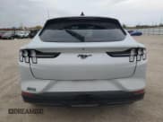 ✅ 2022 Ford Mustang Mach-E Premium • VIN: 3FMTK3SU3NMA57110 • Лот: 91570275. Опубликован ранее на Copart с пробегом 56 064 миль. Бесплатный доступ к архиву аукционных продаж из США и подробный отчёт об истории автомобиля на DreamBid. Изображение 6.