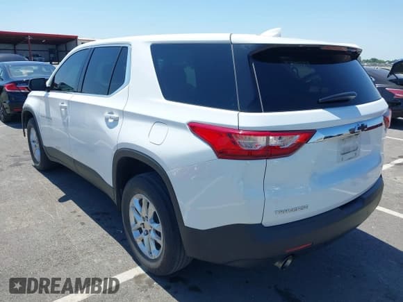✅ 2021 Chevrolet Traverse LS • VIN: 1GNERFKW8MJ266373 • Lot: 42170670. Listed on IAAI with 45,457 mi. Free auction sales archive from the USA and detailed vehicle history report at DreamBid. Image 3.