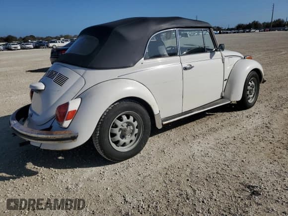 ✅ 1972 Volkswagen Beetle • VIN: 1522012758 • Лот: 78994814. Опубликован ранее на Copart с пробегом 46 118 миль. Бесплатный доступ к архиву аукционных продаж из США и подробный отчёт об истории автомобиля на DreamBid. Изображение 3.