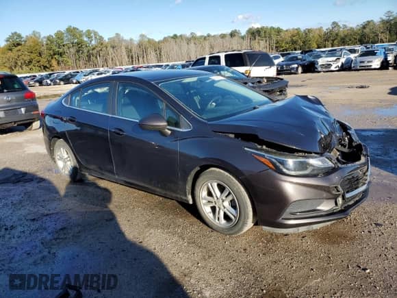 2017 Chevrolet Cruze LT с VIN 1G1BG5SEXH7266955, выставлен на аукционе Copart как лот 84588324 с пробегом 73 117 миль миль и Списание • Salvage title. История ставок и продаж доступна на DreamBid. Изображение 4.