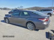 ✅ 2018 Toyota Camry SE • VIN: 4T1B11HK6JU137645 • Lot: 92297515. Wystawiony na Copart z przebiegiem 86 770 mil. Bezpłatny archiwum sprzedaży aukcyjnych z USA i szczegółowy raport historii pojazdu na DreamBid. Zdjęcie 2.