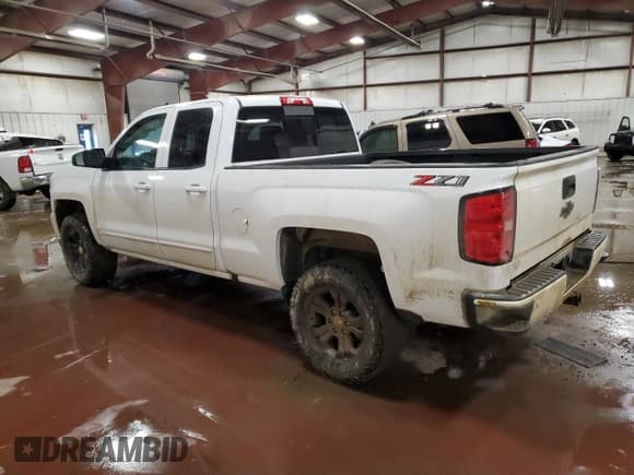 ✅ 2018 Chevrolet Silverado 1500 LT • VIN: 1GCVKREC5JZ319155 • Lot: 85925474. Wystawiony na Copart z przebiegiem 96 353 mil. Bezpłatny archiwum sprzedaży aukcyjnych z USA i szczegółowy raport historii pojazdu na DreamBid. Zdjęcie 2.
