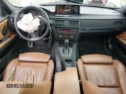 ✅ 2010 BMW 3 Series 335i • VIN: WBAPM7C52AA366988 • Lot: 85900205. Wystawiony na Copart z przebiegiem 114 177 mil. Bezpłatny archiwum sprzedaży aukcyjnych z USA i szczegółowy raport historii pojazdu na DreamBid. Zdjęcie 8.