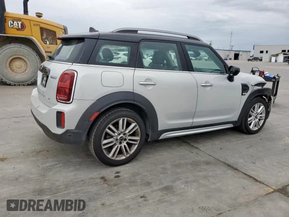 ✅ 2022 MINI Countryman Cooper • VIN: WMZ23BR08N3N58781 • Lot: 63471815. Listed on Copart with 78,370 mi. Free auction sales archive from the USA and detailed vehicle history report at DreamBid. Image 3.