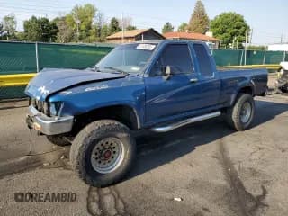 ✅ 1994 Toyota Pickup DX • VIN: 4TAVN13D5RZ158026 • Lot: 67436255. Listed on Copart with 256,437 mi. Free auction sales archive from the USA and detailed vehicle history report at DreamBid. Image 1.