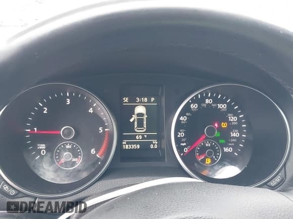 ✅ 2014 Volkswagen Jetta TDI w/Sunroof & Nav • VIN: 3VWPL7AJ4EM604111 • Lot: 42525887. Listed on IAAI with 183,359 mi. Free auction sales archive from the USA and detailed vehicle history report at DreamBid. Image 7.