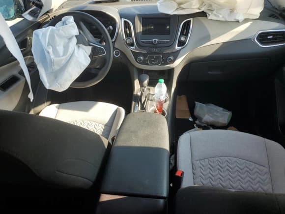 ✅ 2024 Chevrolet Equinox LS • VIN: 3GNAXHEG6RL346808 • Лот: 81076655. Опубликован ранее на Copart с пробегом 31 481 миль. Бесплатный доступ к архиву аукционных продаж из США и подробный отчёт об истории автомобиля на DreamBid. Изображение 8.