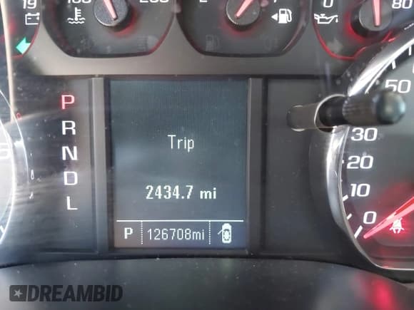 ✅ 2018 Chevrolet Silverado 1500 Custom • VIN: 1GCRCPEH0JZ164030 • Лот: 42543518. Опубликован ранее на IAAI с пробегом 126 708 миль. Бесплатный доступ к архиву аукционных продаж из США и подробный отчёт об истории автомобиля на DreamBid. Изображение 15.