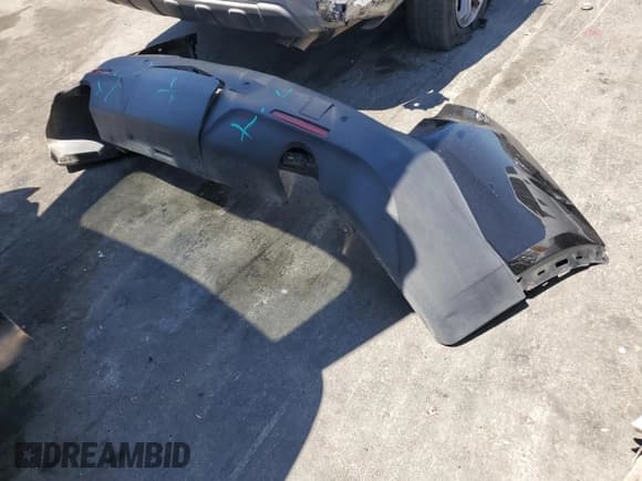 ✅ 2018 Chevrolet Traverse RS • VIN: 1GNERJKXXJJ272392 • Lot: 66351164. Wystawiony na Copart z przebiegiem 126 846 mil. Bezpłatny archiwum sprzedaży aukcyjnych z USA i szczegółowy raport historii pojazdu na DreamBid. Zdjęcie 13.