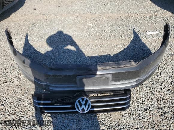 ✅ 2014 Volkswagen Passat S • VIN: 1VWAS7A34EC103585 • Lot: 70380135. Wystawiony na Copart z przebiegiem 122 892 mil. Bezpłatny archiwum sprzedaży aukcyjnych z USA i szczegółowy raport historii pojazdu na DreamBid. Zdjęcie 12.