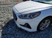 ✅ 2018 Hyundai Sonata Limited • VIN: 5NPE34AF0JH658008 • Lot: 61157922. Listed on Copart with 93,695 mi. Free auction sales archive from the USA and detailed vehicle history report at DreamBid. Image 9.