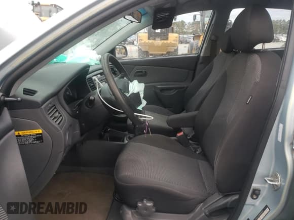 ✅ 2009 Kia Rio LX • VIN: KNADE243896505925 • Lot: 89654465. Wystawiony na Copart z przebiegiem 181 924 mil. Bezpłatny archiwum sprzedaży aukcyjnych z USA i szczegółowy raport historii pojazdu na DreamBid. Zdjęcie 7.